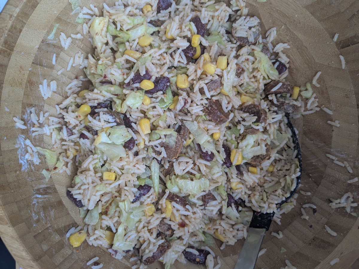 Quick and Easy Mexican-ish Salad&nbsp;Recipe